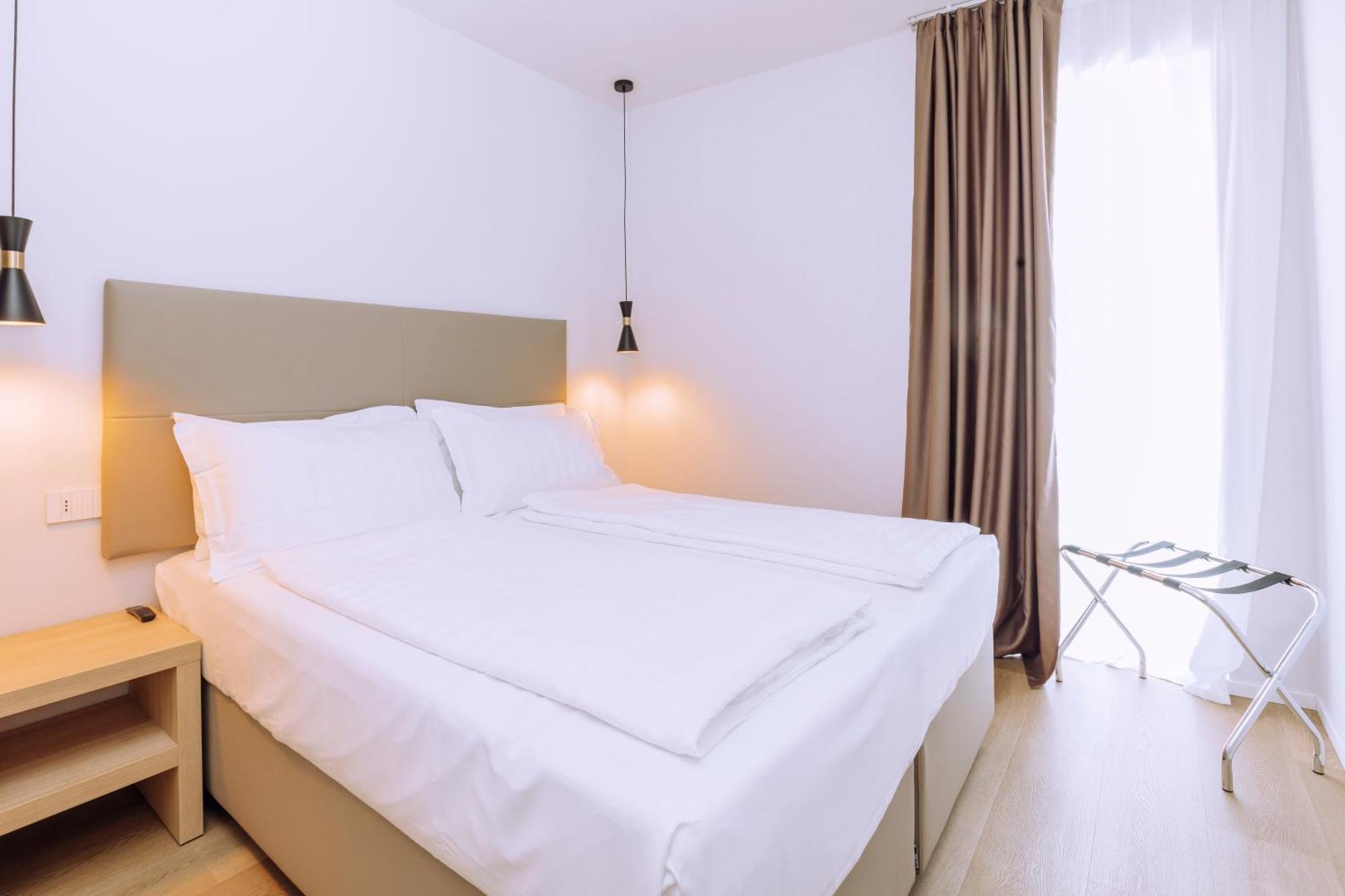 Ah Porticcioli Boutique Apartments Сан-Феличе-дель-Бенако Экстерьер фото