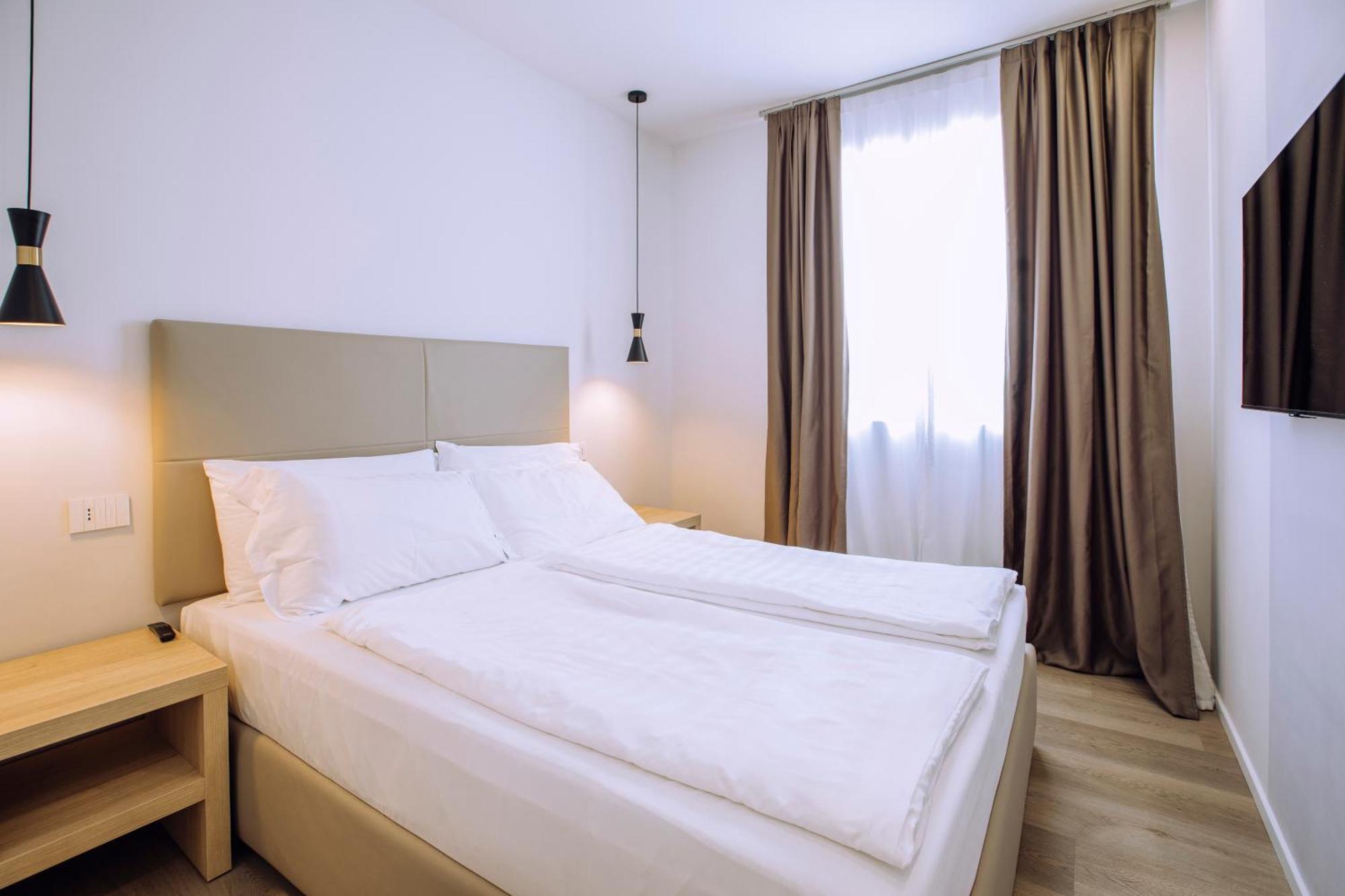 Ah Porticcioli Boutique Apartments Сан-Феличе-дель-Бенако Экстерьер фото