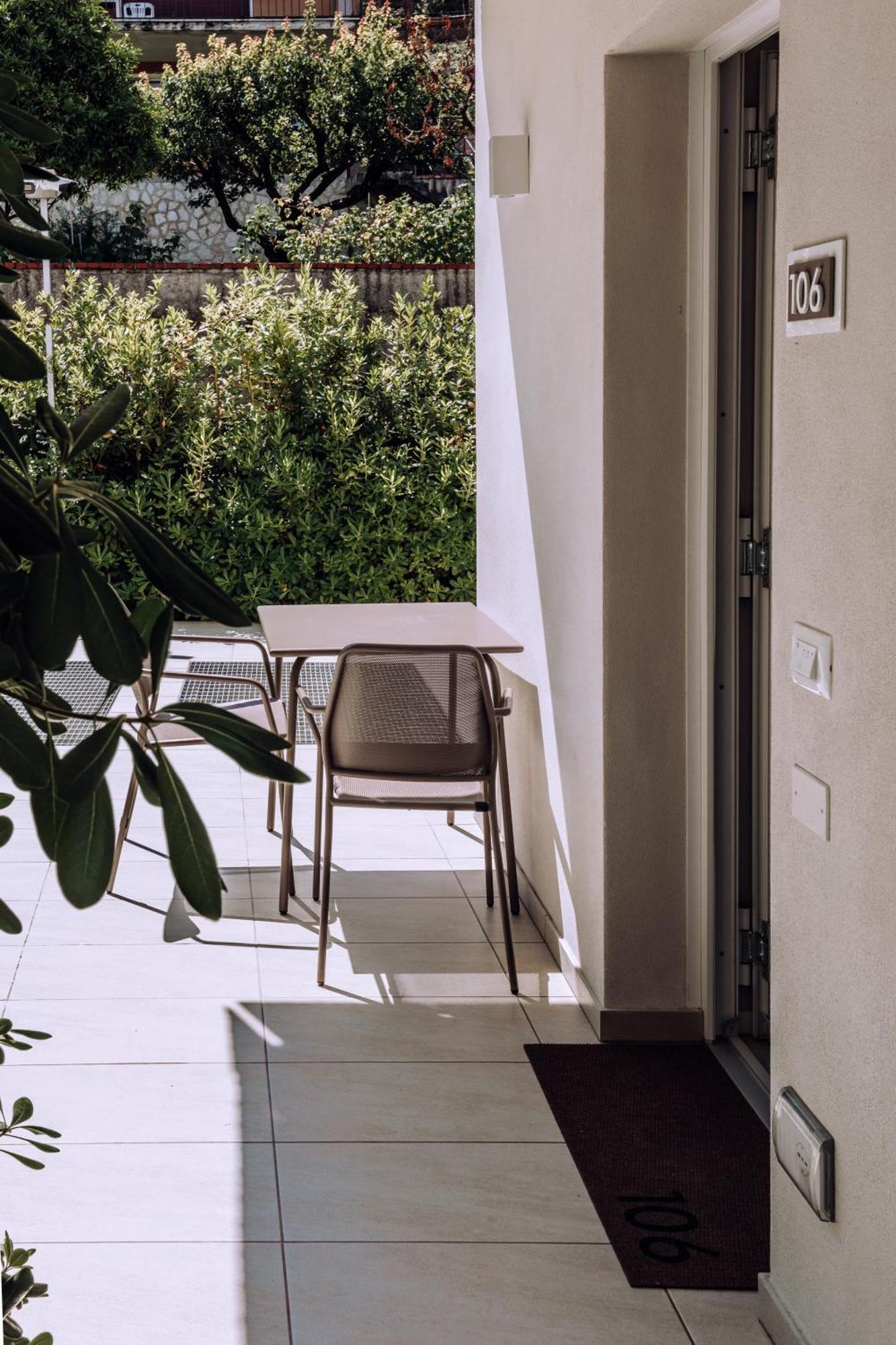 Ah Porticcioli Boutique Apartments Сан-Феличе-дель-Бенако Экстерьер фото
